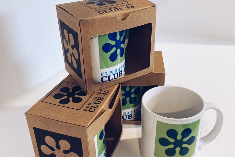 Personalised mug box